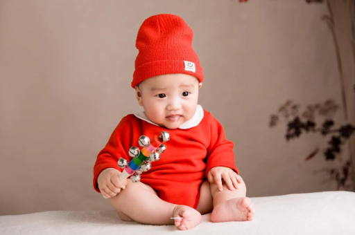 巴音郭楞蒙古六个月宝宝总是摇头